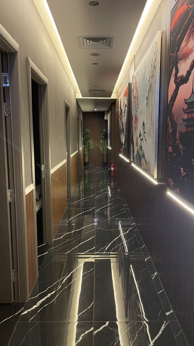 For Him Gents Care Interior