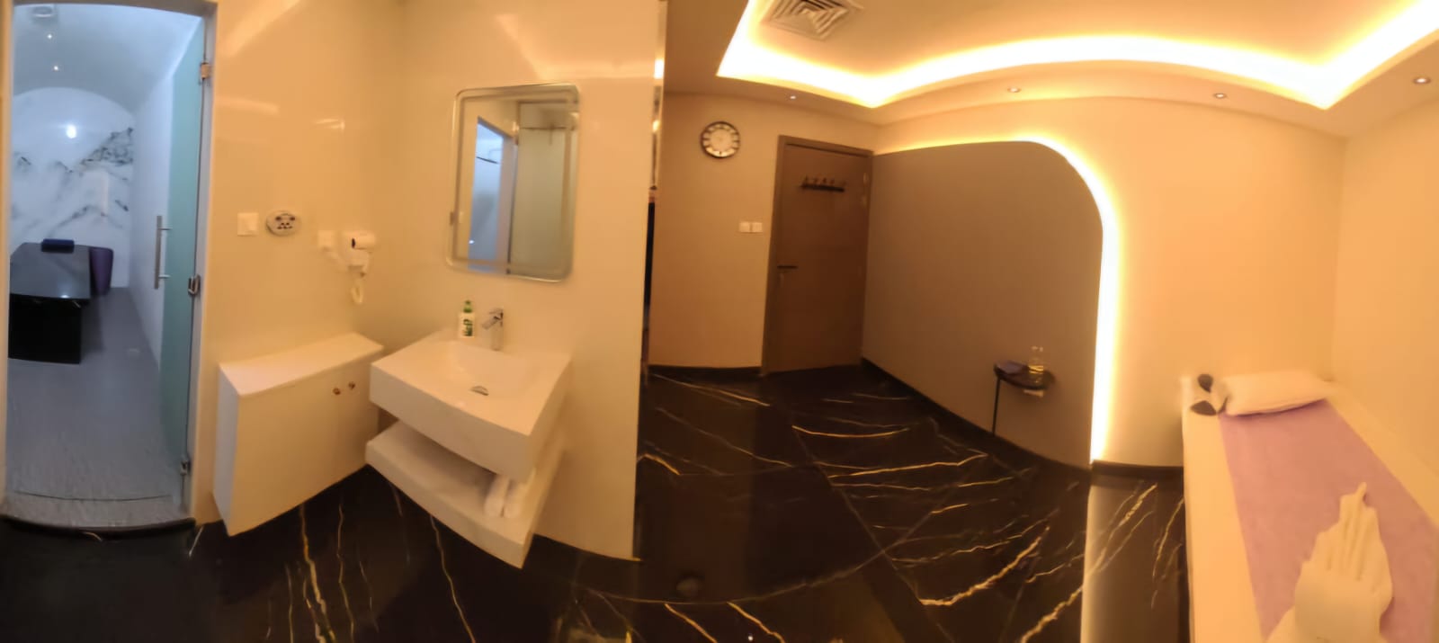 For Him Gents Spa private treatment suite
